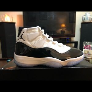 Nike Air Jordan 11 Concords 2018 Size 10 DS New